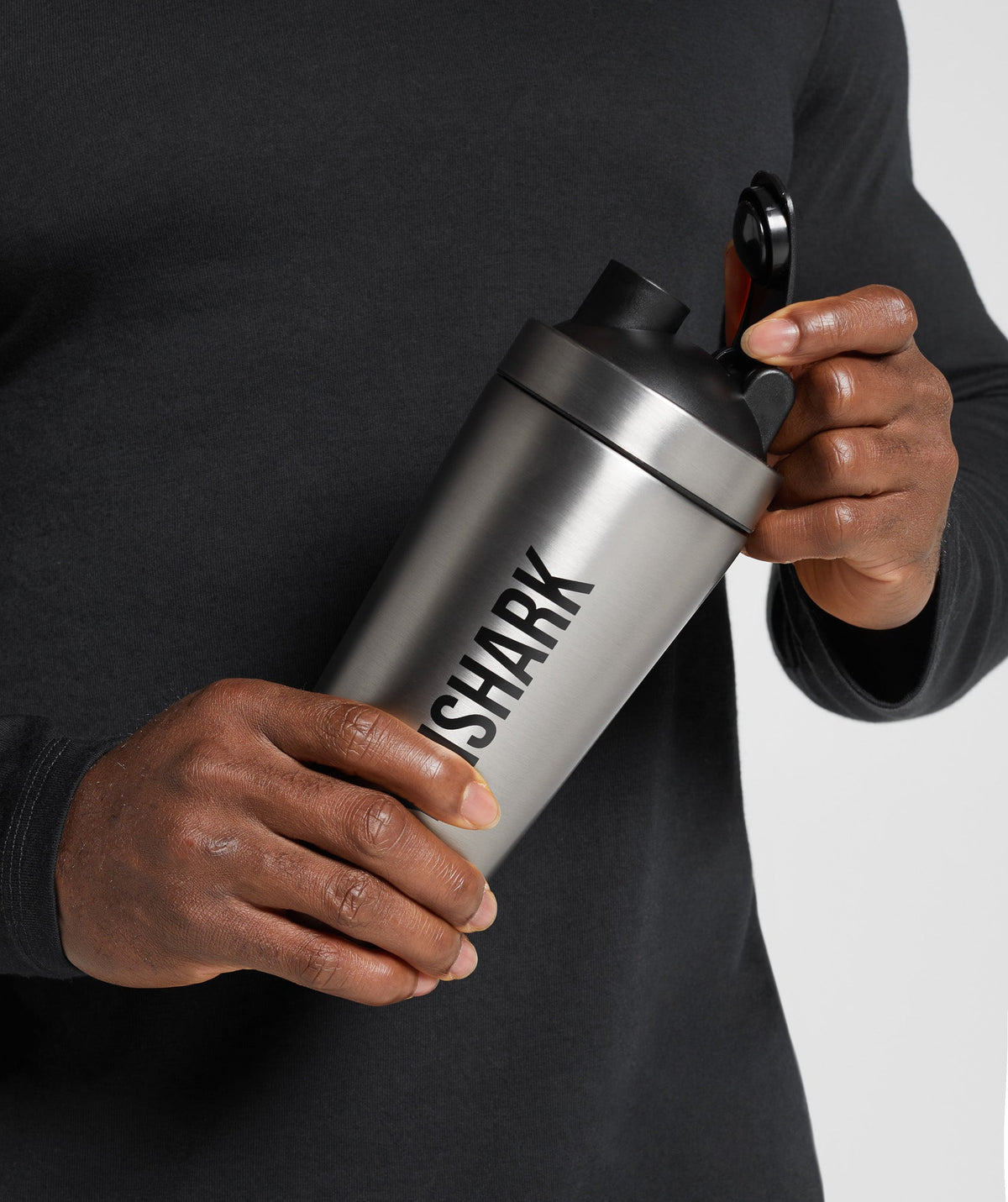 METAL SHAKER