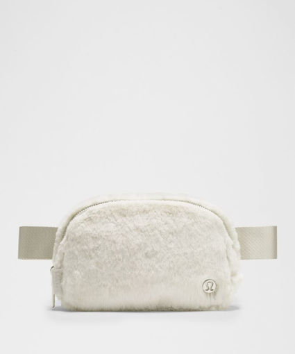 Everywhere Belt Bag Plush Fleece